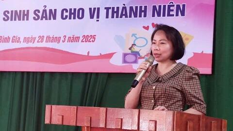 Giáo dục truyền thông về khỏe sinh sản cho vị thành niên tại huyện Bình Gia