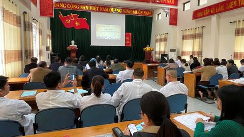 TTYT huyện Bắc Sơn tổ chức tập huấn dược lý lâm sàng năm 2023