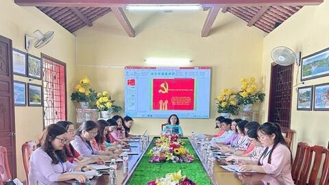 Tổ chức sinh hoạt chuyên đề “Học tập và làm theo tấm gương đạo đức Hồ Chí Minh về nêu cao tinh thần trách nhiệm, chống chủ nghĩa cá nhân, nói đi đôi với làm”