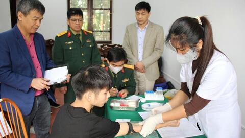 Kiểm tra khám sức khỏe tuyển công dân nhập ngũ khu vực Bắc Sơn