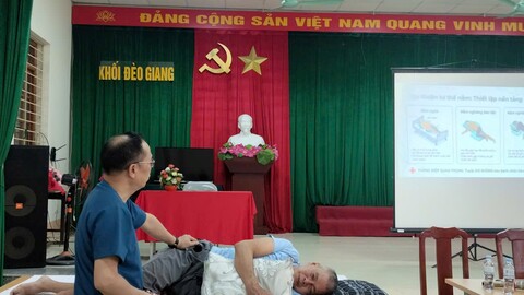 Hơn 130 người được hướng dẫn kiến thức phục hồi chức năng cho người khuyết tật