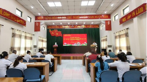 Trung tâm Y tế khu vực Bắc Sơn tổ chức tuyên truyền kỷ niệm Ngày khởi nghĩa Bắc Sơn