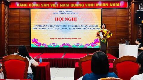 Tập huấn nâng cao năng lực truyền thông về nước sạch và vệ sinh môi trường nông thôn