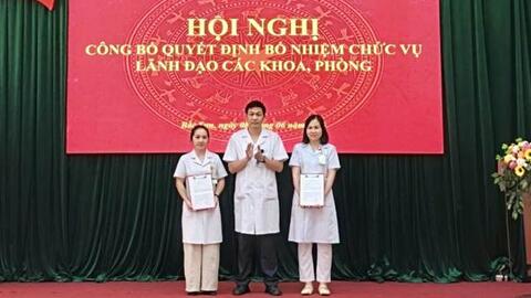 Trung tâm Y tế khu vực Bắc Sơn công bố quyết định về công tác cán bộ